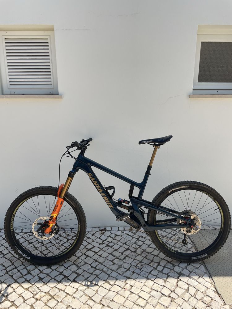 2018 Santa Cruz Nomad CC 27.5” Size L