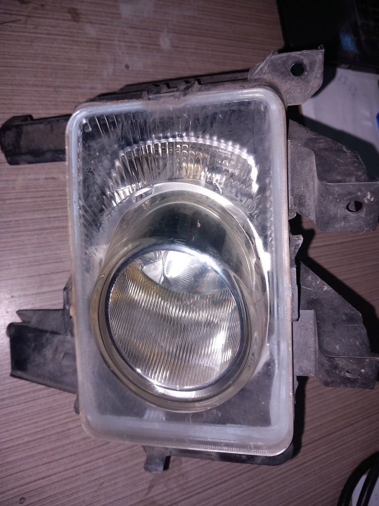 Halogen prawy przód Opel astra H