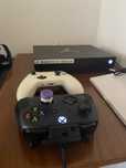 Xbox one X 1TB usado
