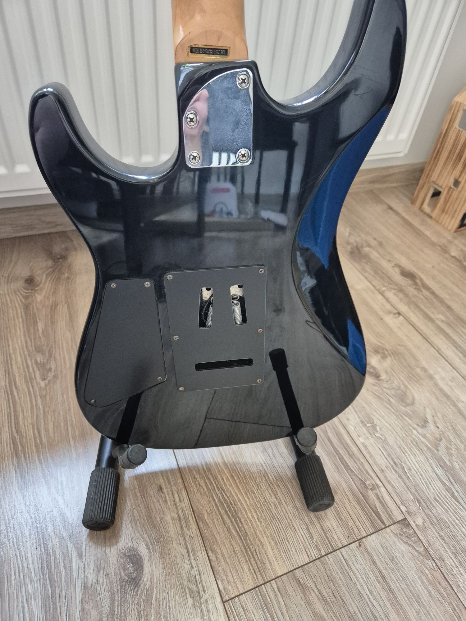 Gitara elektryczna Squier Showmaster
