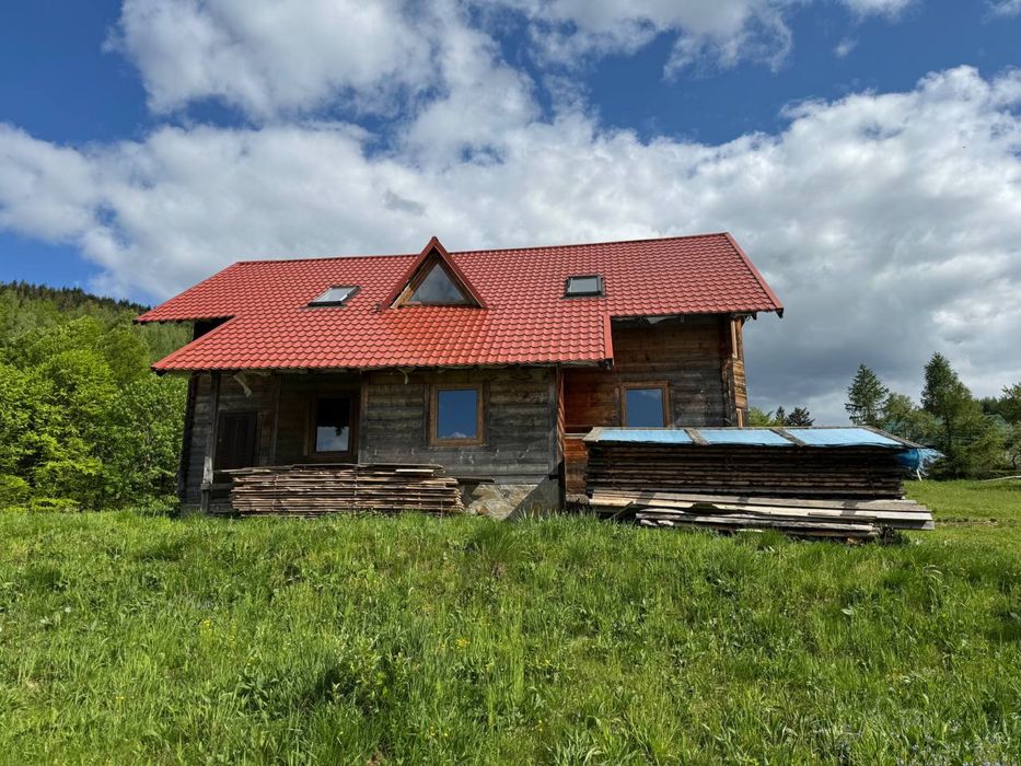 Будинок у мальовничому селі Космач