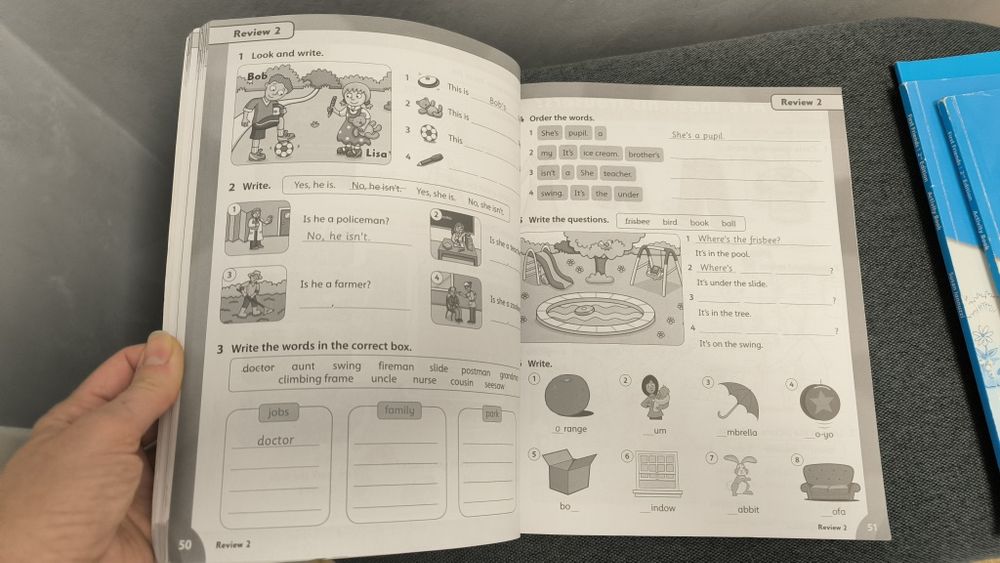 First Friends activity book  class book 1 Family and friends workbook
