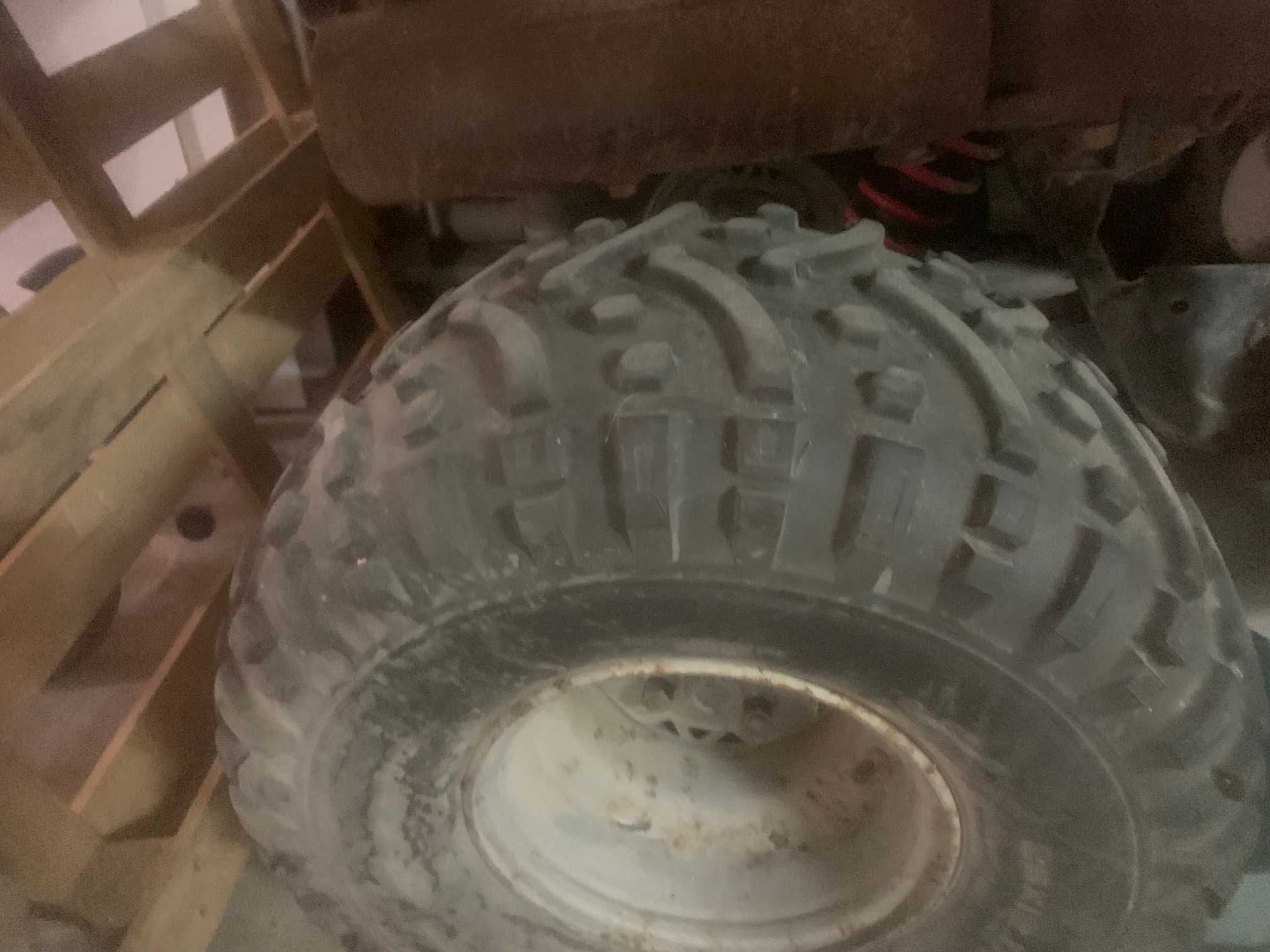 moto 4 usada Polaris 350