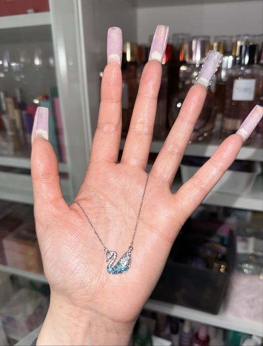Cudowny nowy naszyjnik Swarovski cyrkonie niebiesko-srebrne