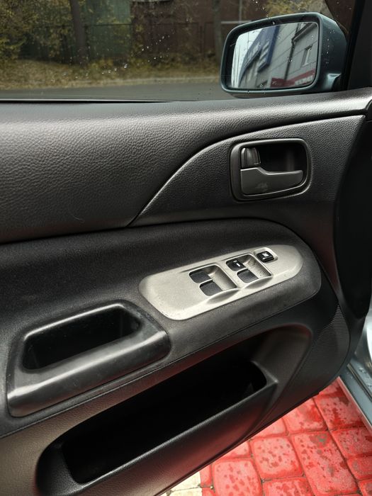 Продам лансер 9 автомат газ/бензин рестайлинг