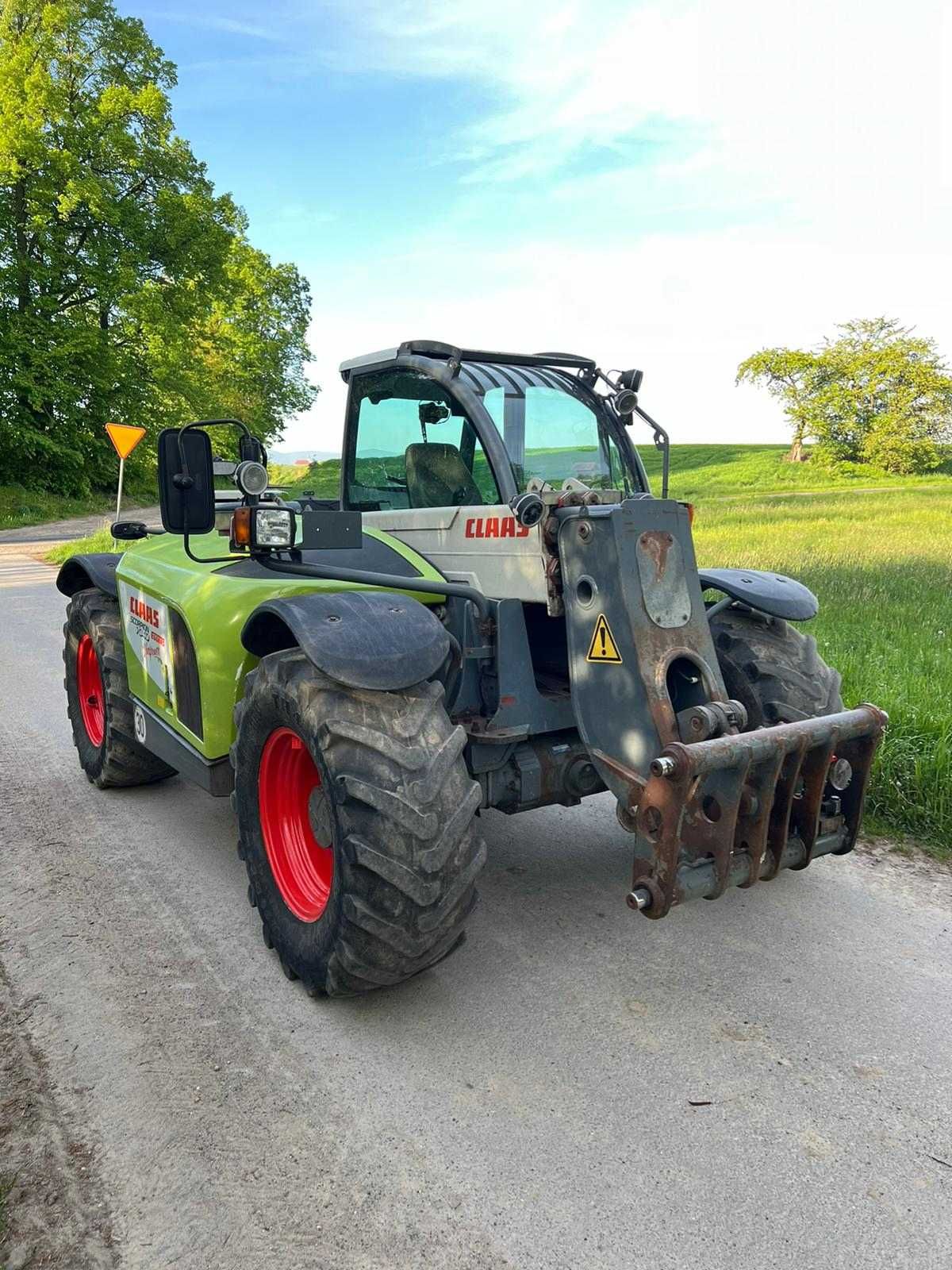 Ładowarka Claas Scorpion 7040