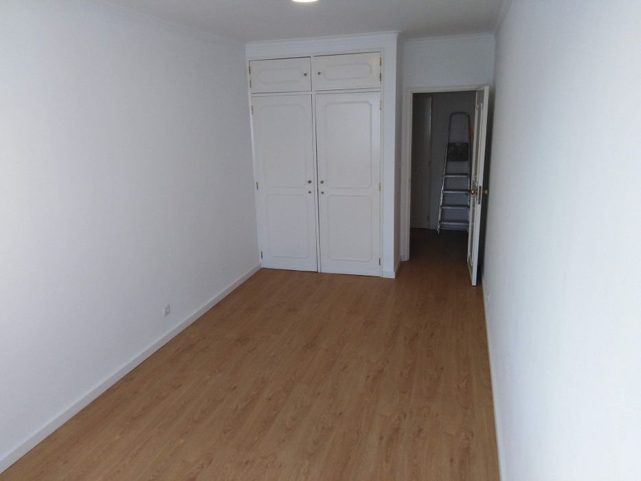 Apartamento T2 em Linda a Velha