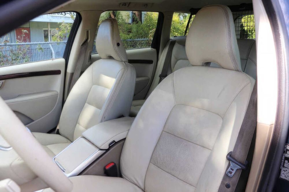 Volvo XC70 T6 Premier Plus      2013