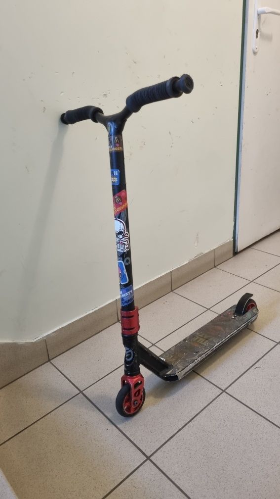 Hulajnoga OXELO czerwona Mf1.8+