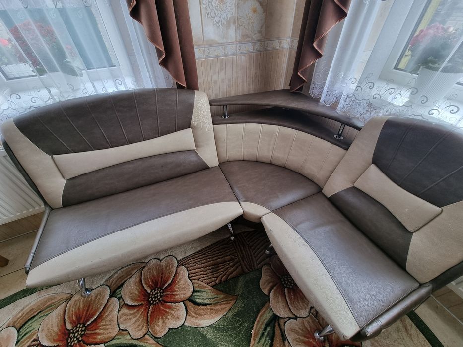 Кухонний кутовий диван