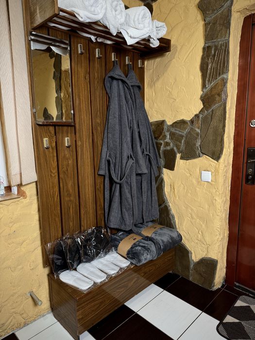 Будинок з басейном сауною/баня та чаном/джакузі