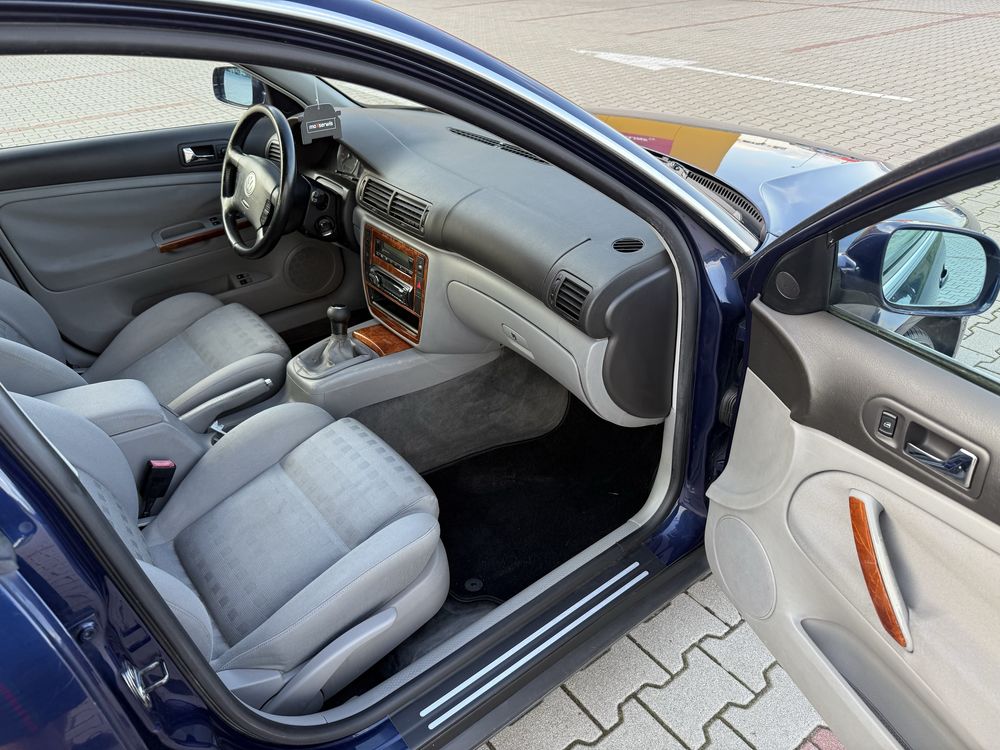 Volkswagen passat b5 FL 2.0 benzyna, tempomat, klima