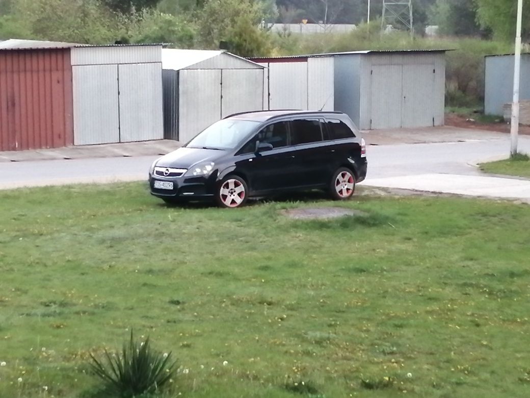 Opel Zafira b 19 cdti