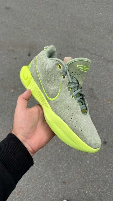 #3653 Nike LeBron XXI "Algae" [US 9|27 cm]