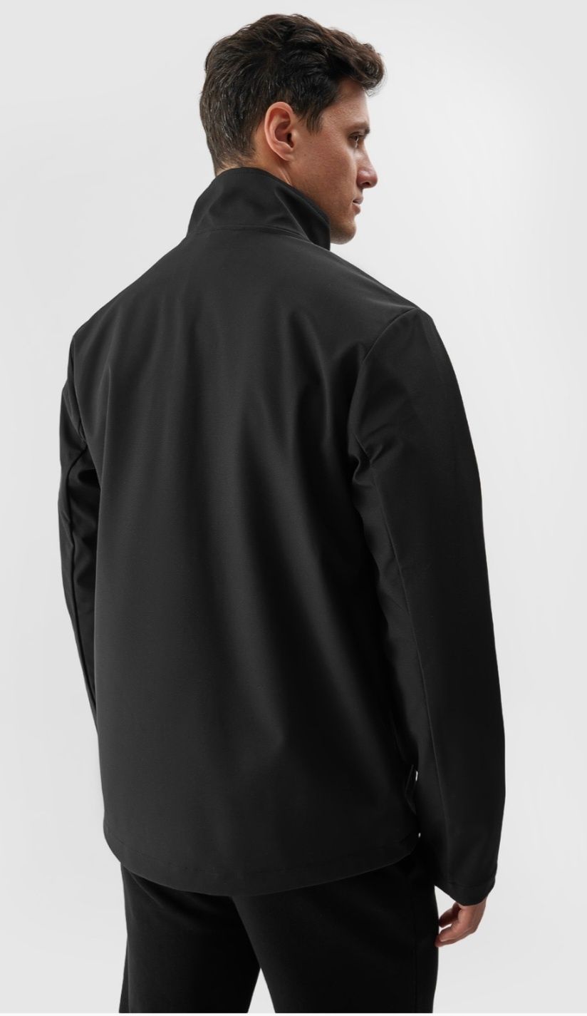 Męska kurtka przeciwwiatrowa bez kaptura typu softshell r. XL