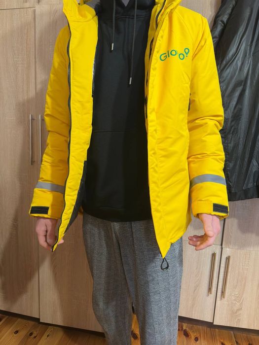 Зимова куртка чоловіча