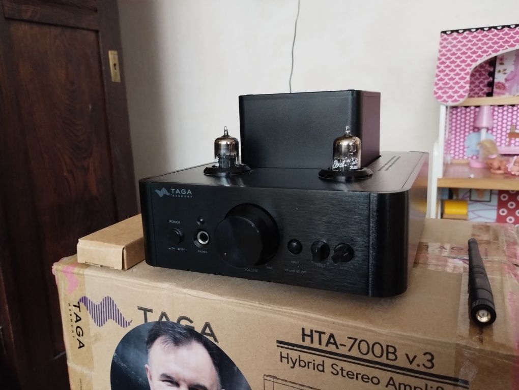 Wzmacniacz Taga harmony hta 700b v3