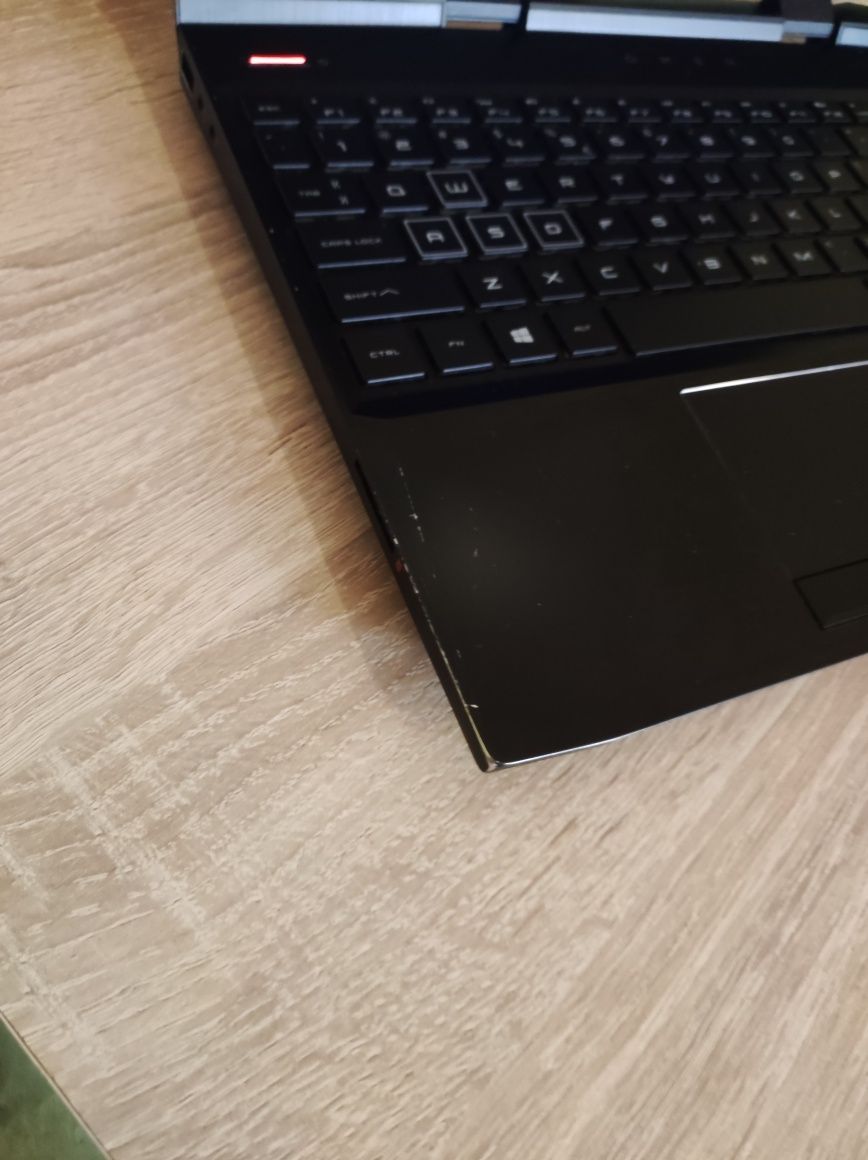 Ігровий Ноутбук HP Omen 15 i5\gtx 1050\16 RAM\256ssd\1TB HDD\ Windows