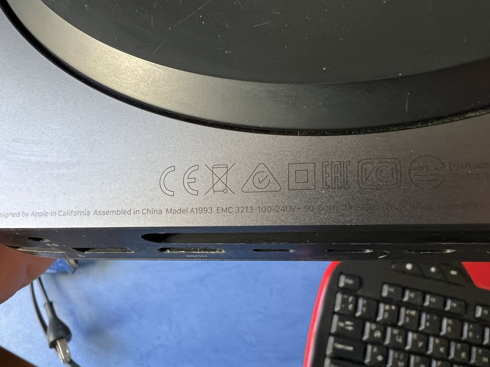 Продаю Mac mini A1993