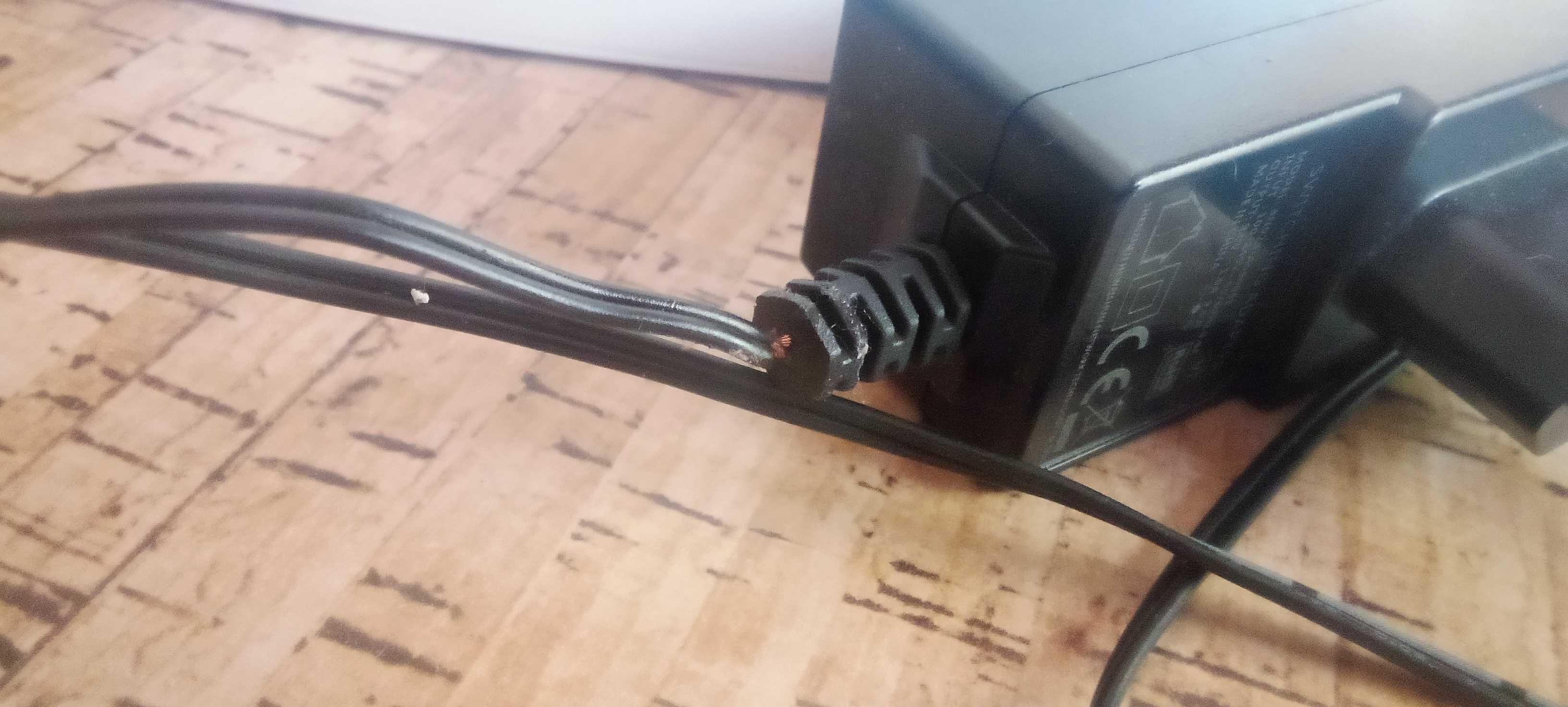 Router Tenda 4G + cartão Meo
