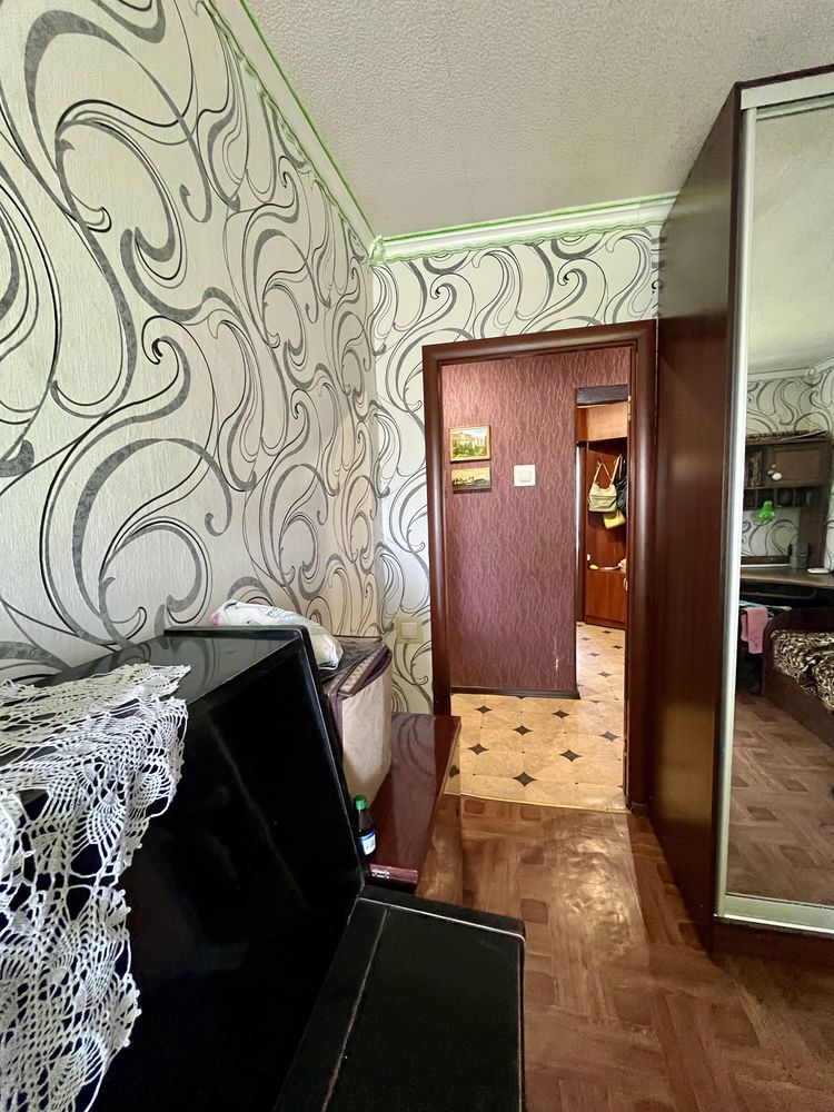 Продам велику, 4к квартиру 85м2, Шахтарське