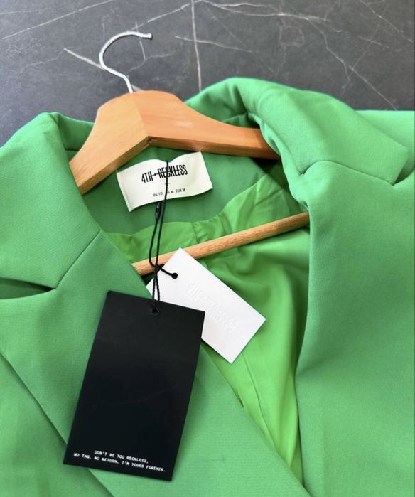 Пиджак зеленый с размер