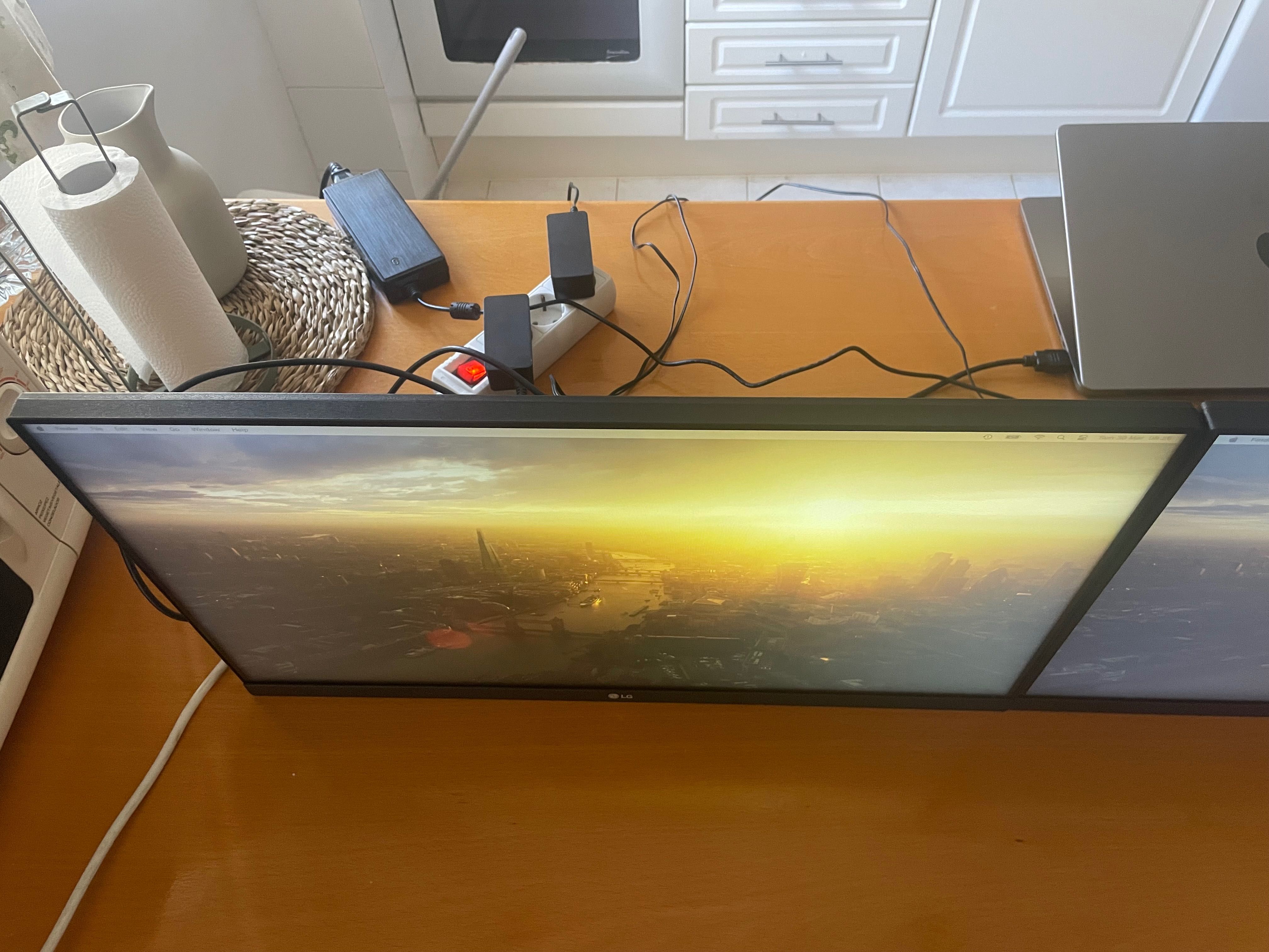 Monitor Gaming LG 24MP60G-B (24'' - 1 ms - 75 Hz)