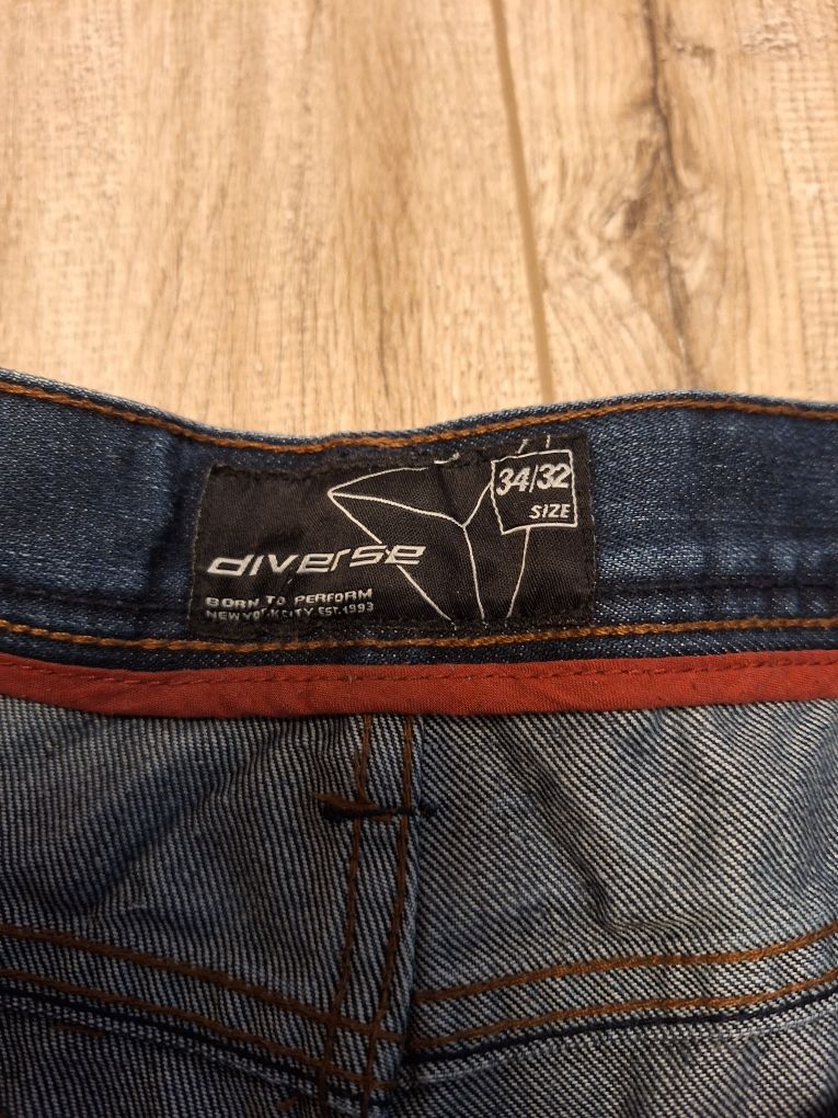 Jeans diverse 34/32