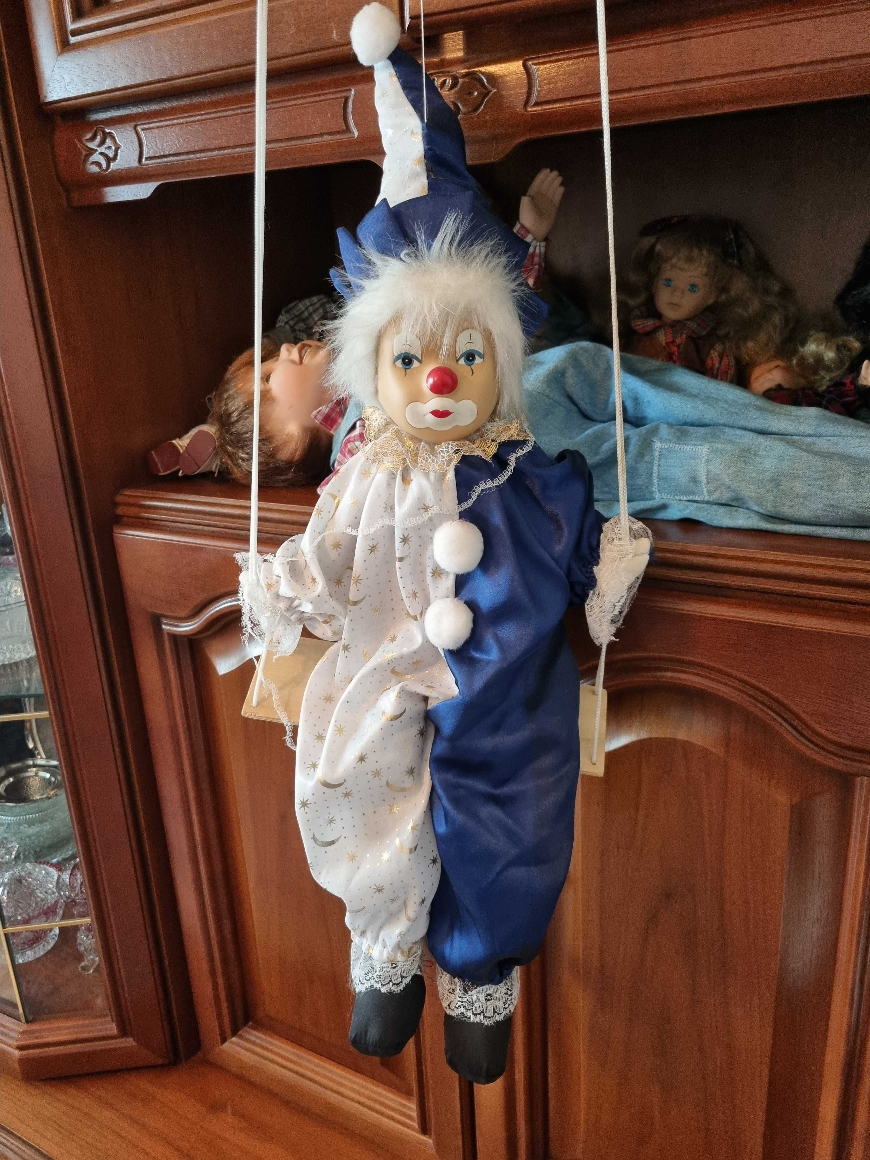 Фарфоровая кукла клоун марионетка