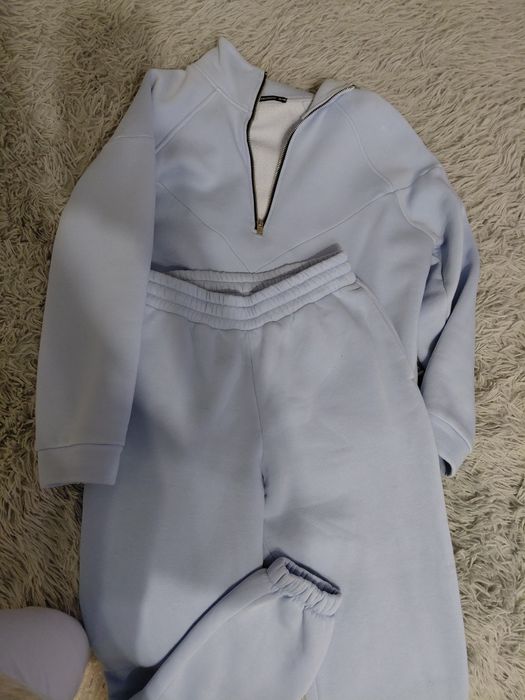 Костюм теплый и хорошего качества