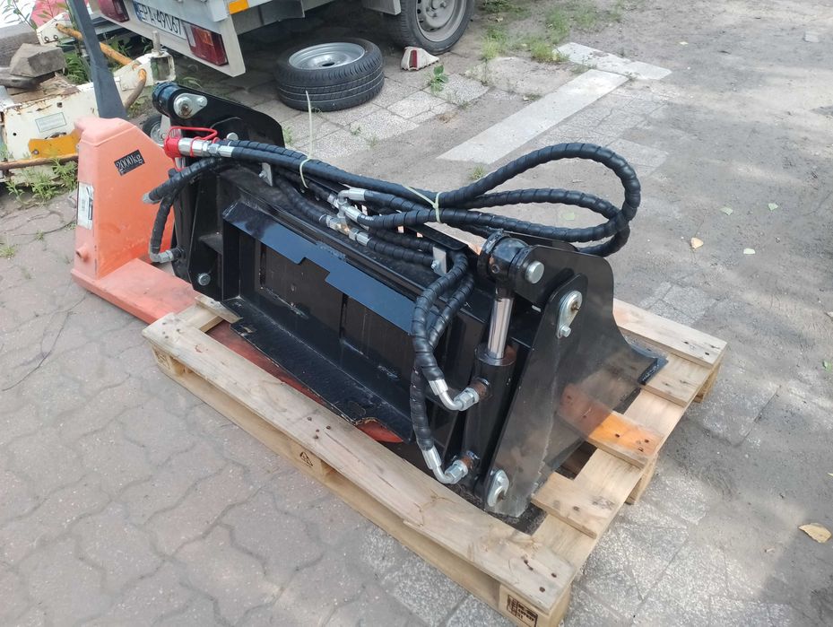 Łyżka krokodyl 4w1 do miniładowarki mini traktorka Ładowarka Avant