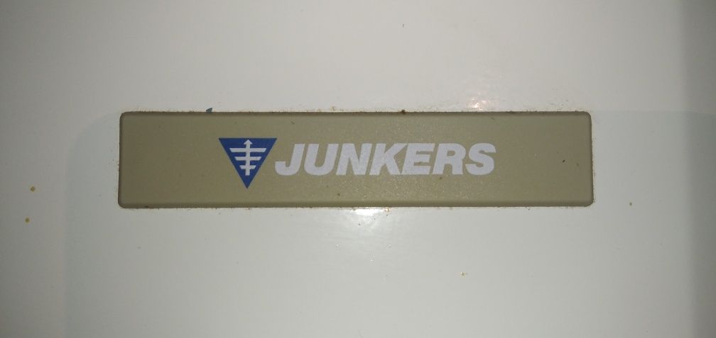 Газовая колонка junkers,2е Газ плиты рабочие, два котла газовых