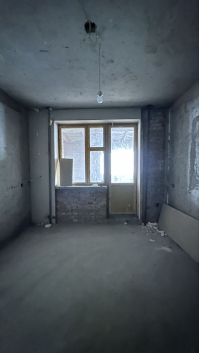 Продаж 3к мікрорайон Виставка площею 97кв.м.