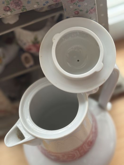 Вінтаж .Кавник .Чайник