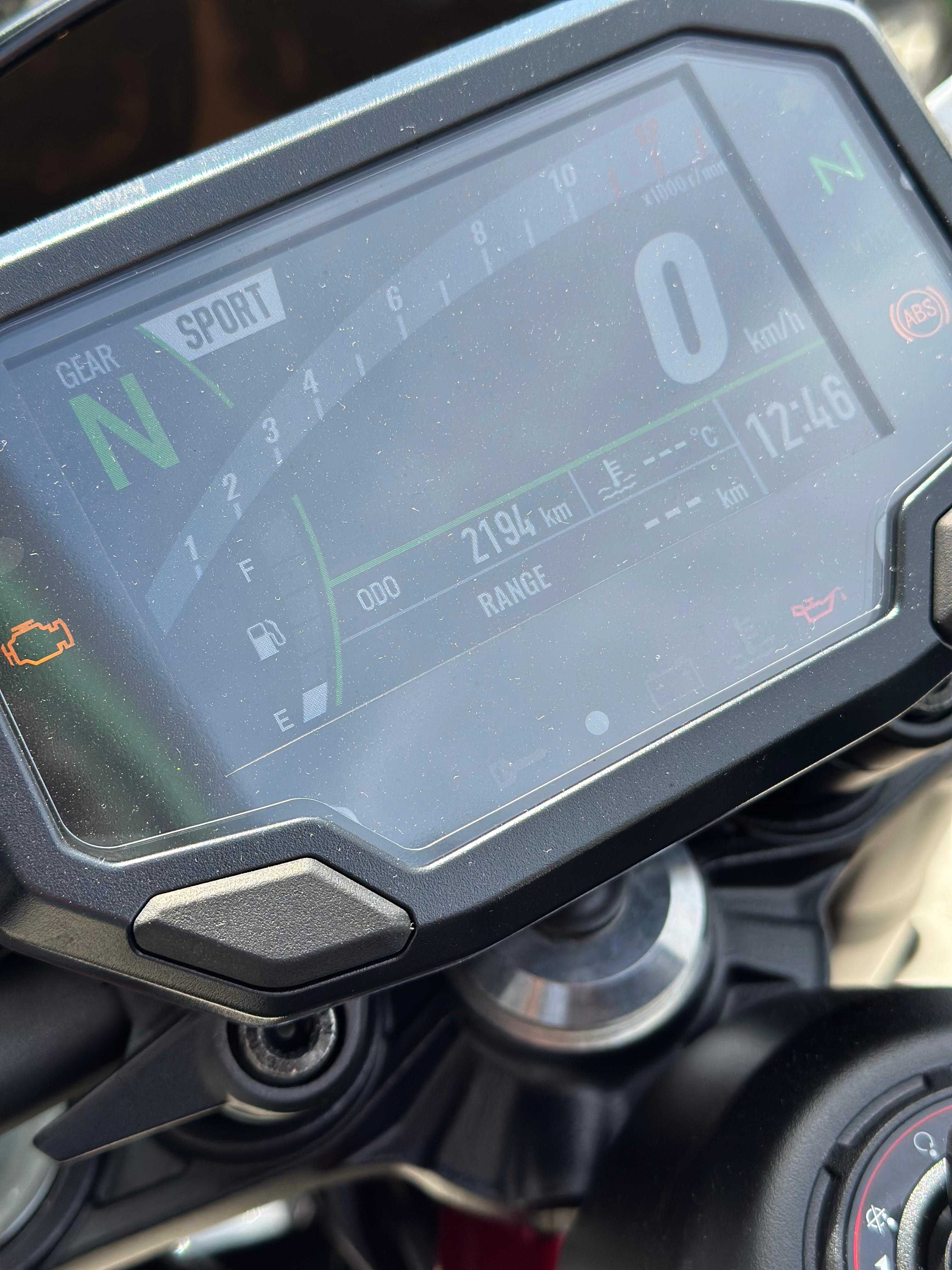 Kawasaki Z900 de 2024