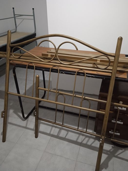 Cama ferro individual