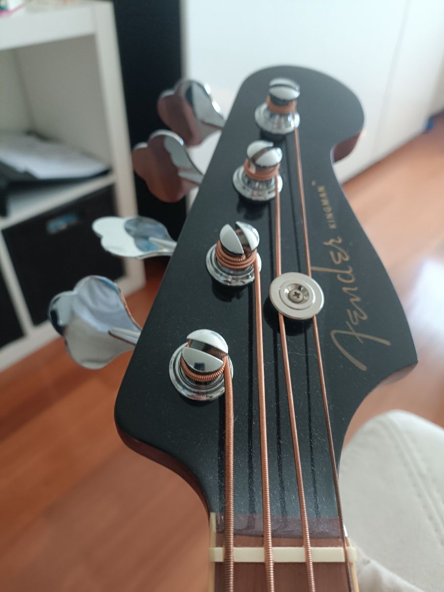Baixo Fender kingsman