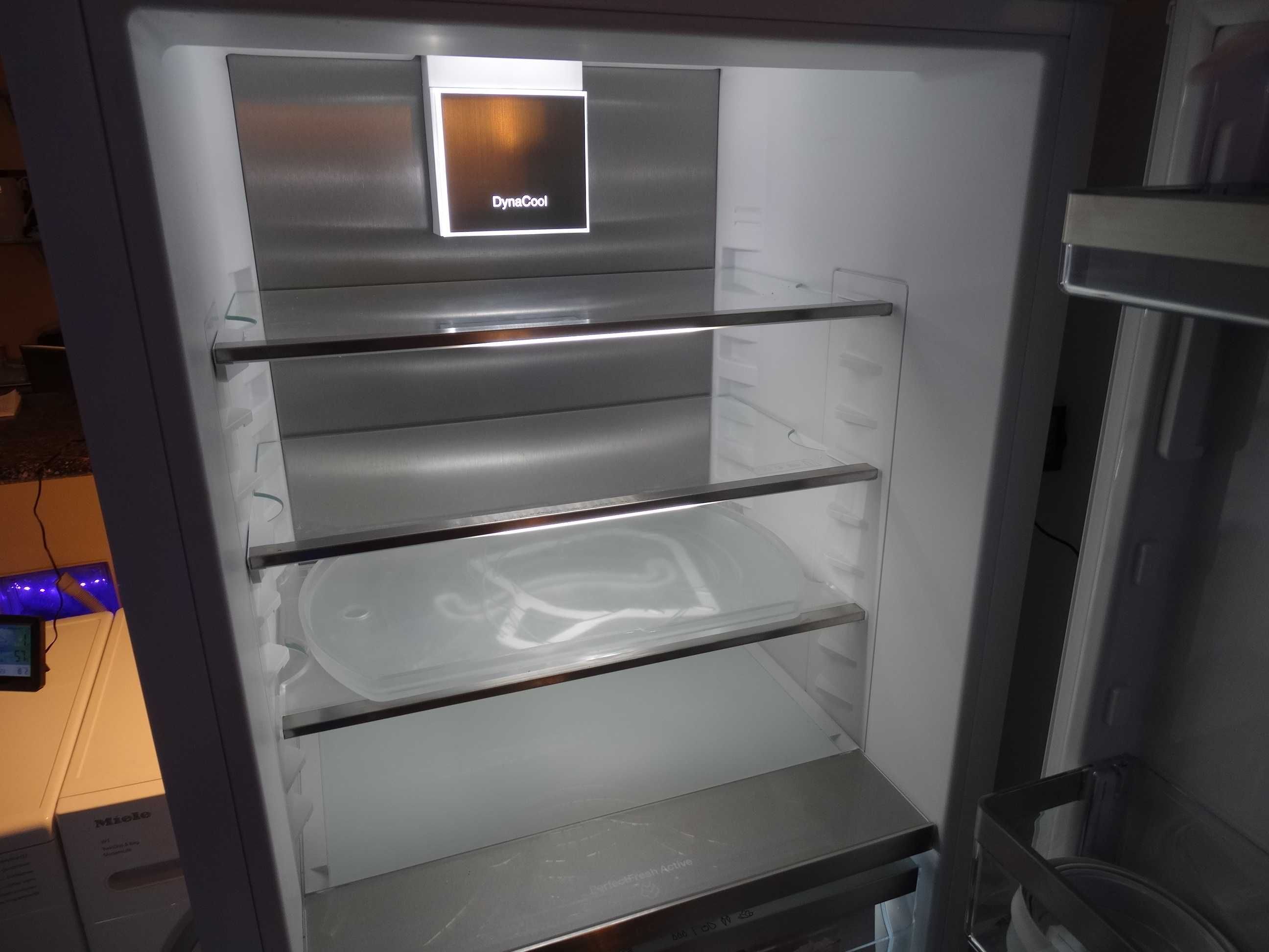 Chłodziarko-zamrażarka do zabud. Miele KFN 7795D z kostkarką 1 rok gw