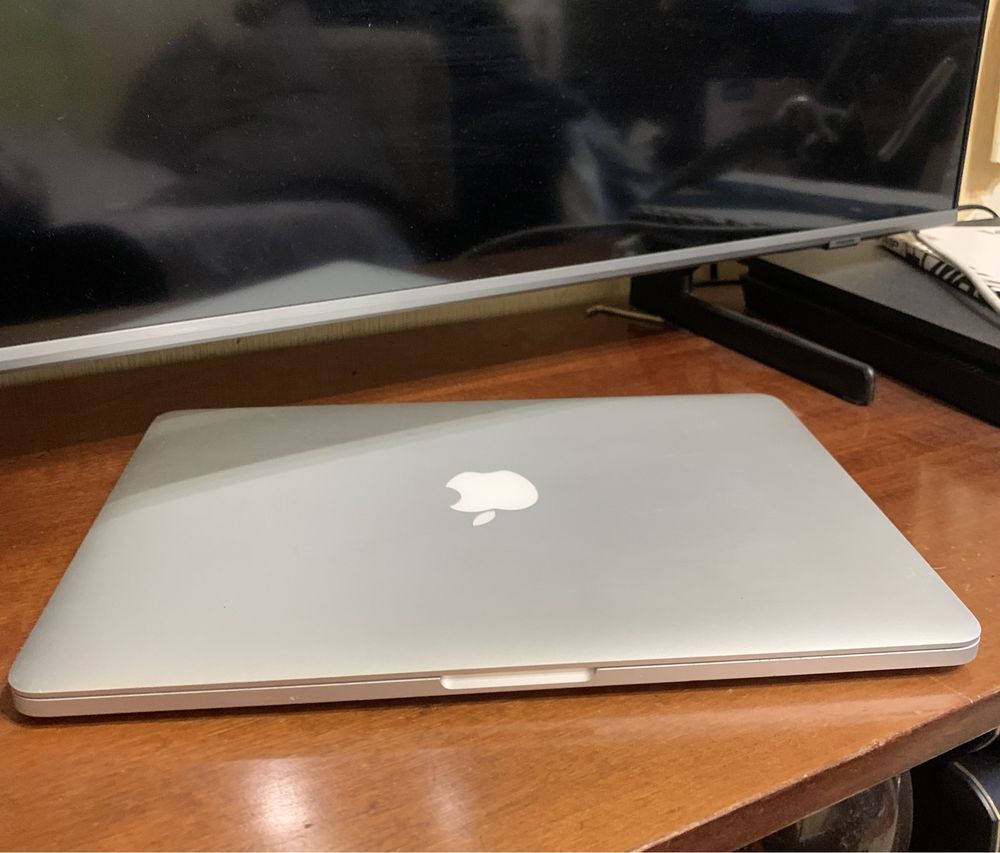 Macbook pro 2015 13 256gb