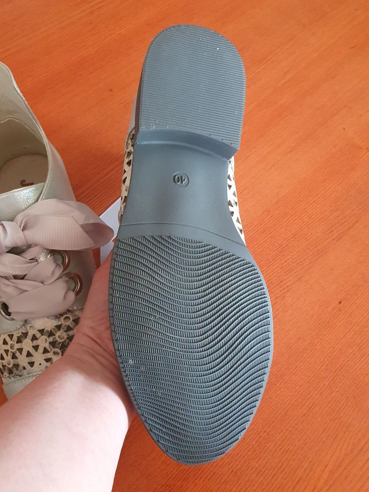 Półbuty botki  damskie 40 Jezzi