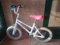 Rower rowerek z bocznymi kółkami i kijkiem dziewczynka 4-5 lat