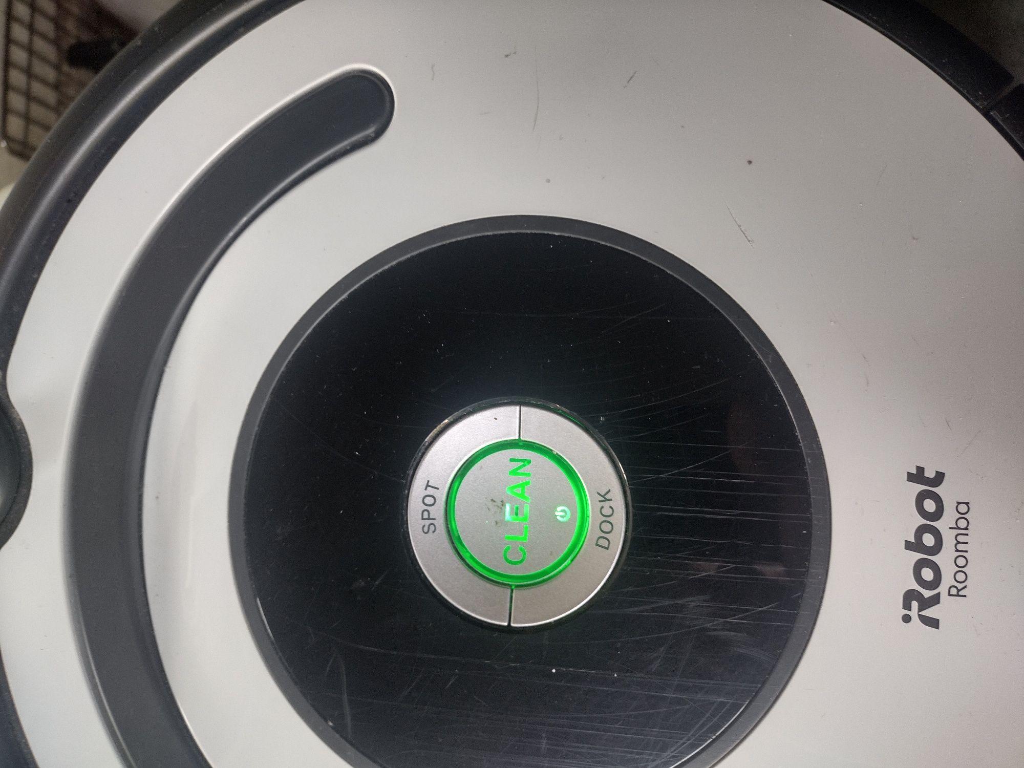 I robot Roomba uszkodzony