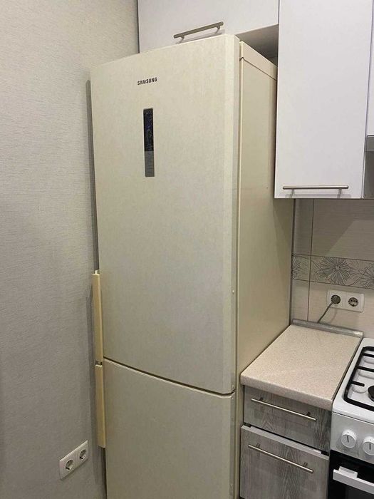 Продам 2-х кімнатну квартиру, Поділ