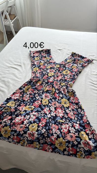 Roupas  femininas valores nas fotos