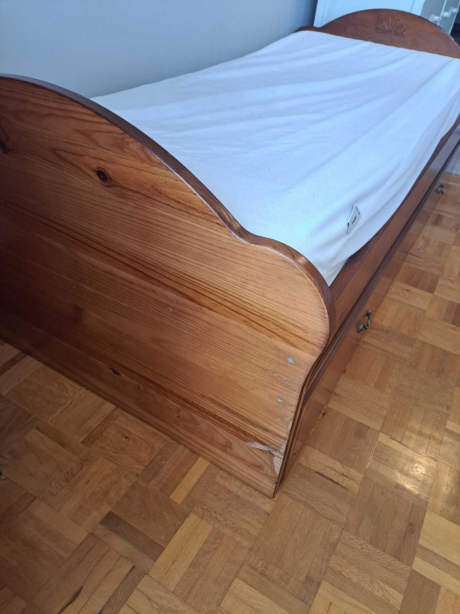 Cama Solteiro + Gavetao (C/ ou S/ Colchoes)