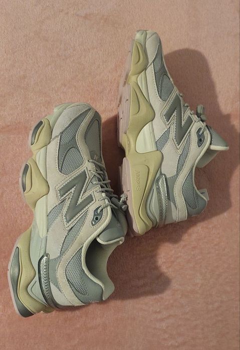 NY Balance u9060gm