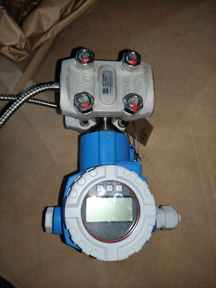 Датчик давления Endress+hauser FMD78-1AA7HC6B51E9