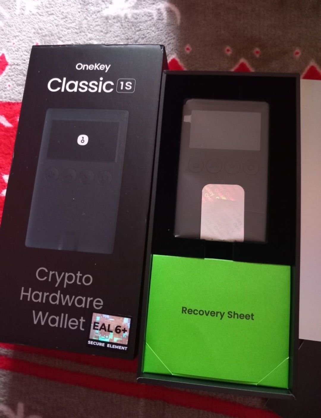 Portfel kryptowalut OneKey Calssic 1s