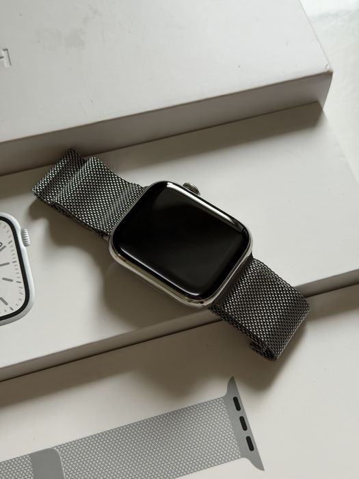 Apple Watch 7 45 mm stainless титанові