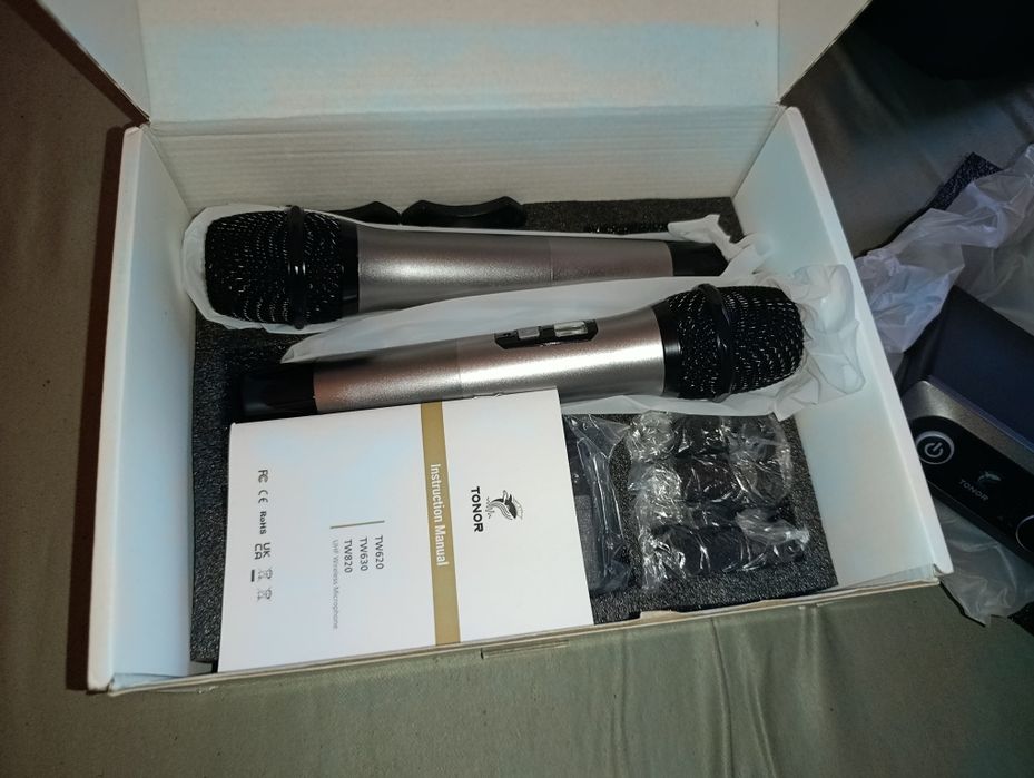 Zestaw mikrofonów bezprzewodowych TONOR TW820